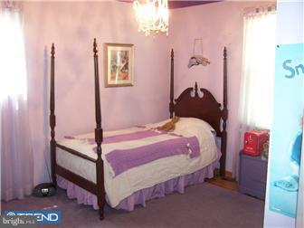 621 Surrey Road Sewell, NJ 08080 - Photo 9 of 12 Bedroom 2