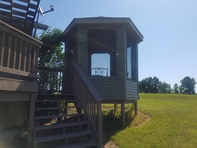 1958 East Oyster Road Lupton, MI 48635 - Photo 9 of 32 1864619-9.JPG