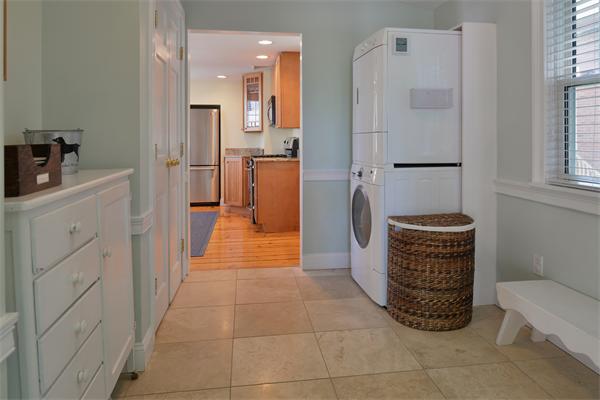 11 Williams Street, Unit 2 Salem, MA 01970 - Photo 9 of 20