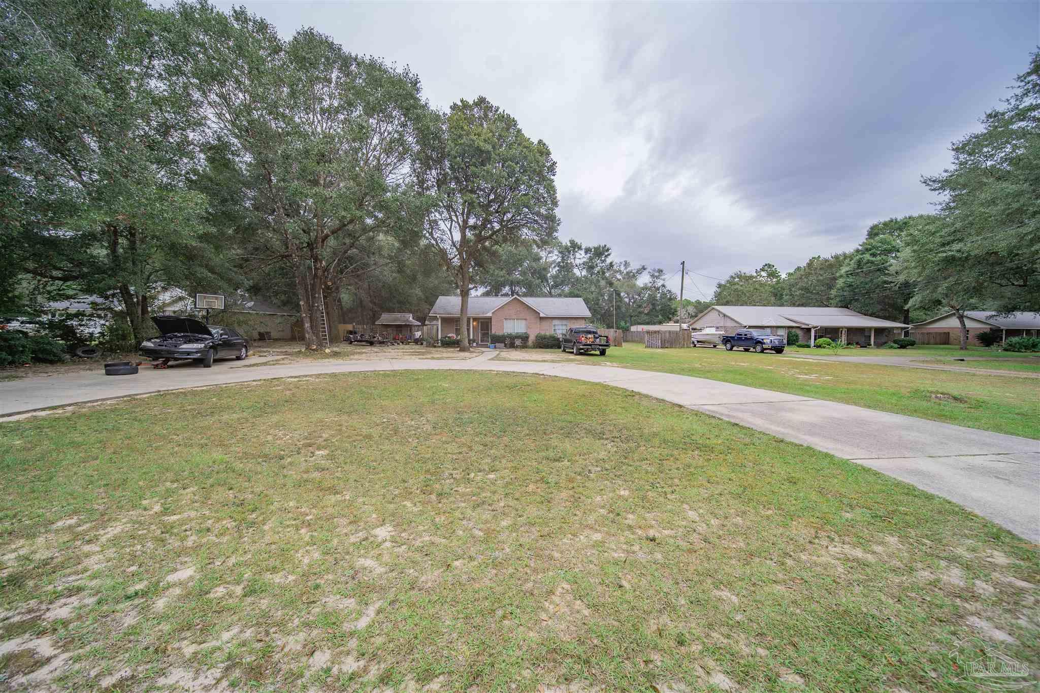 5292 Black Road Milton, FL 32583 - Photo 2 of 17 Gallery Image 2