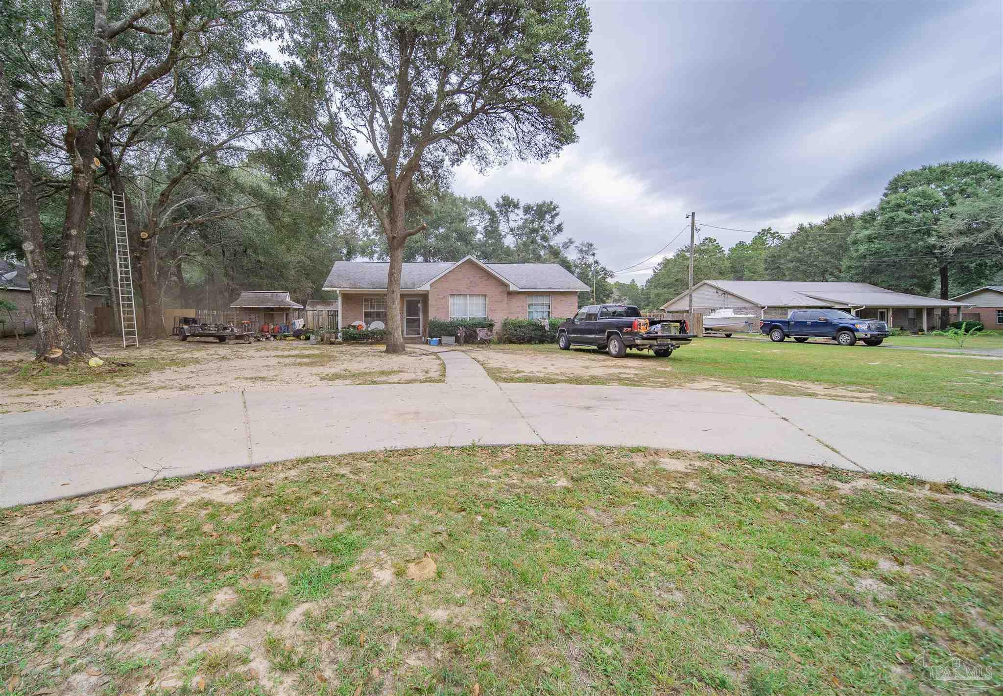 5292 Black Road Milton, FL 32583 - Photo 3 of 17 Gallery Image 3