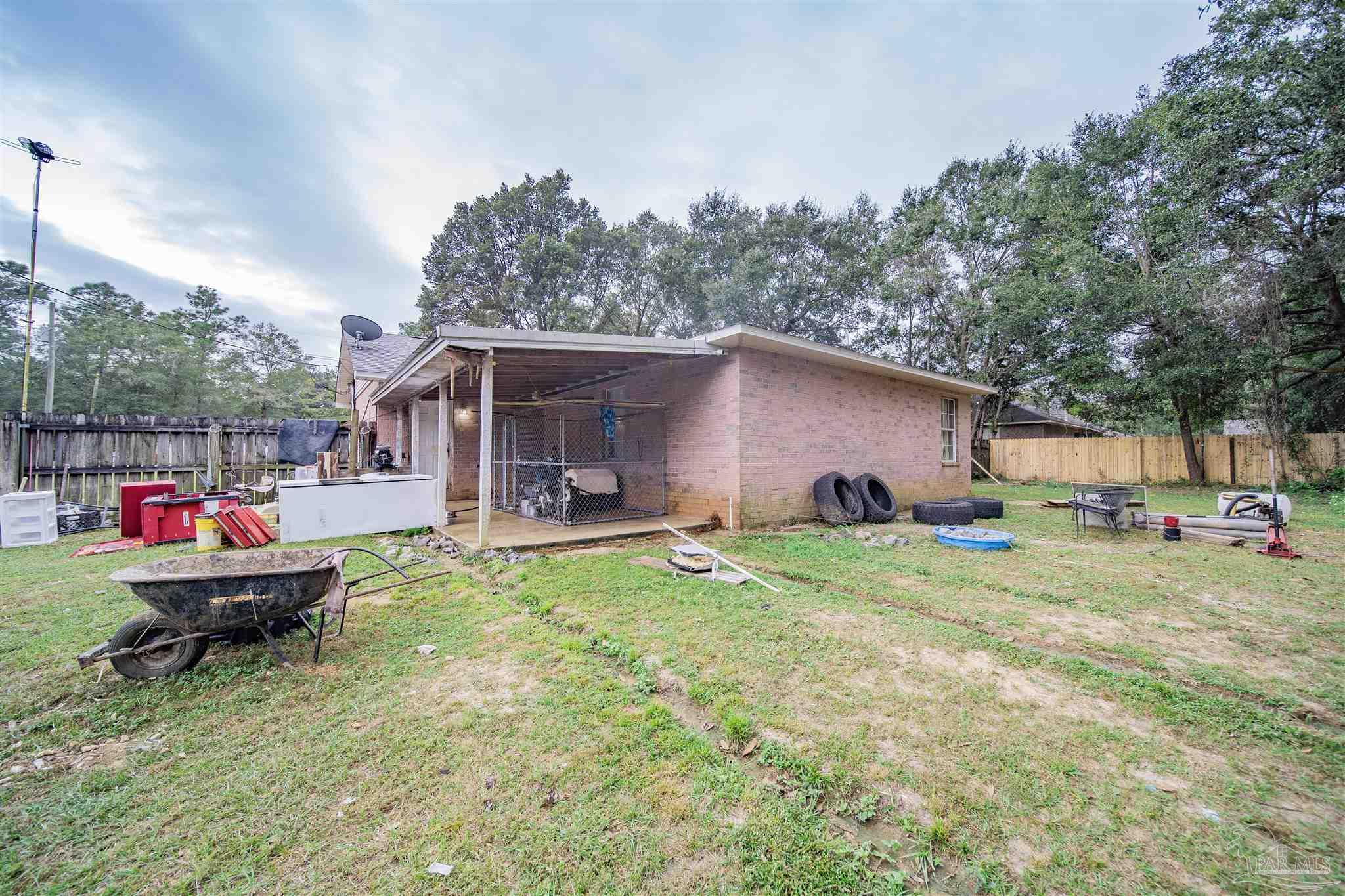 5292 Black Road Milton, FL 32583 - Photo 5 of 17 Gallery Image 5