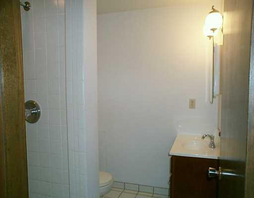 119 Ridge Road Valencia, PA 16059 - Photo 6 of 8 Master Bath/Spa.