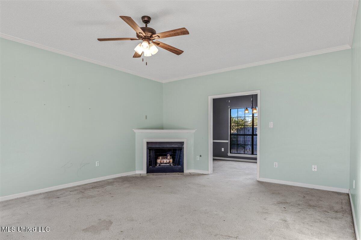13066 Sandbourne South Olive Branch, MS 38654 - Photo 3 of 33 06-Living room