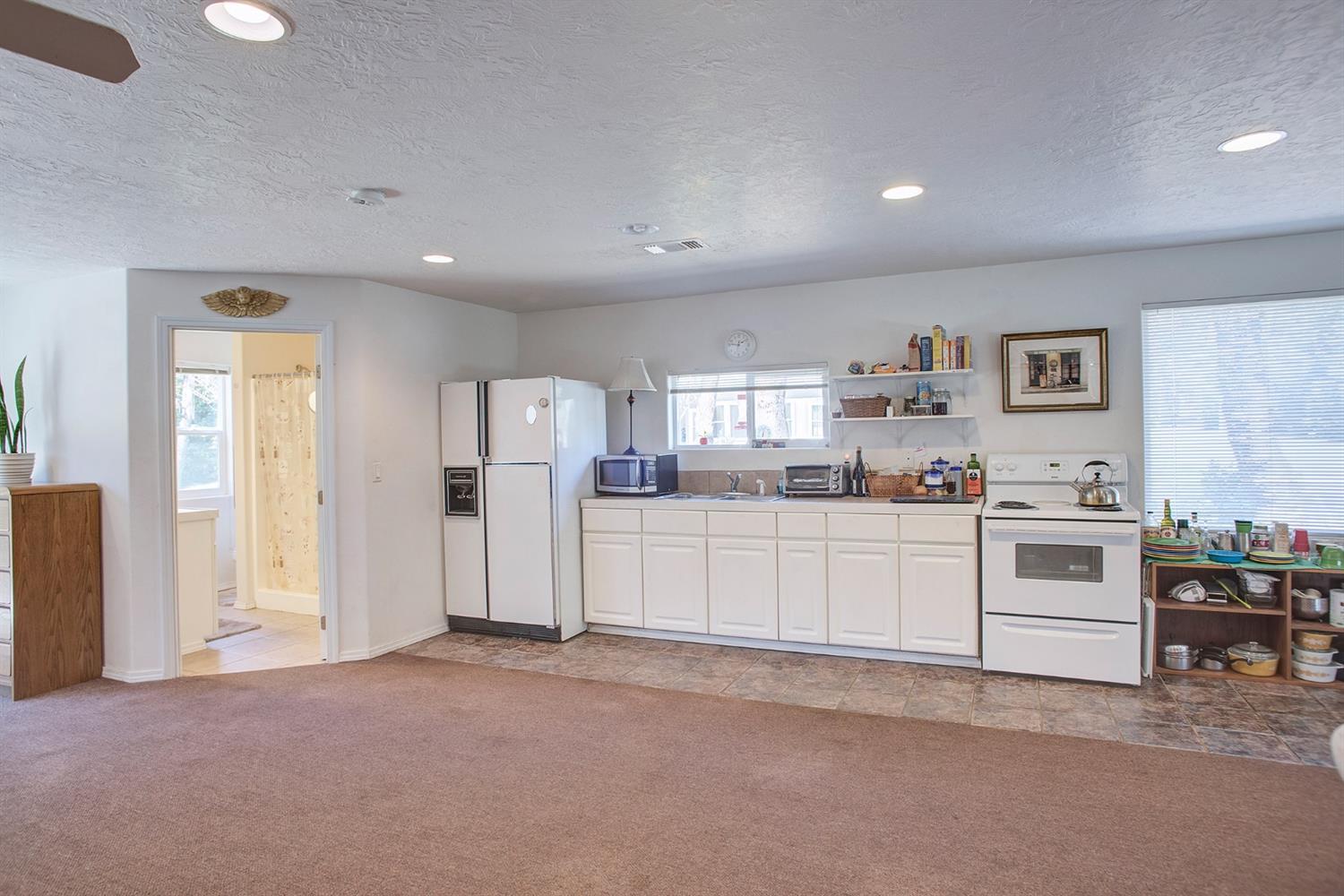 6637 Old Stage Road Central Point, OR 97502 - Photo 33 of 35 Additional Photo