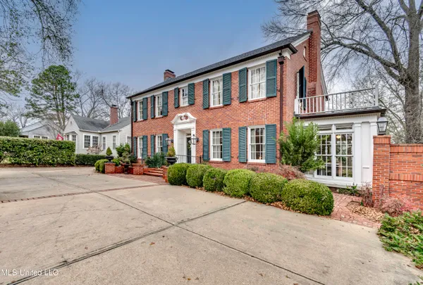 $427,500 | 1504 Pinehurst Place, Jackson, MS 39202