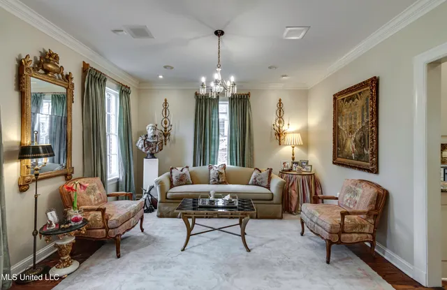 $427,500 | 1504 Pinehurst Place, Jackson, MS 39202