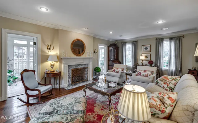 $427,500 | 1504 Pinehurst Place, Jackson, MS 39202