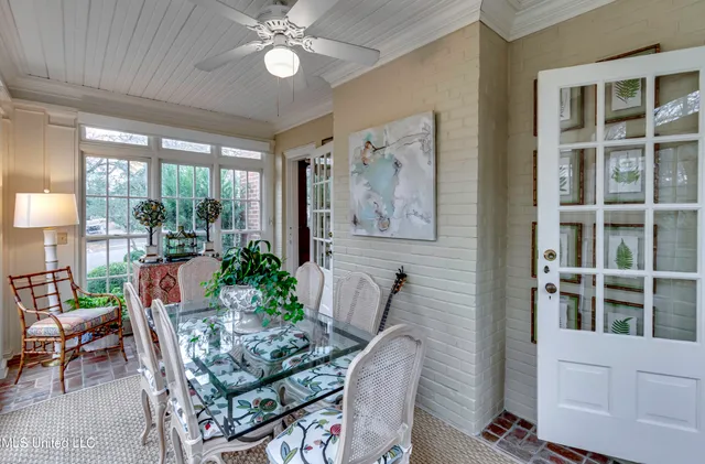 $427,500 | 1504 Pinehurst Place, Jackson, MS 39202