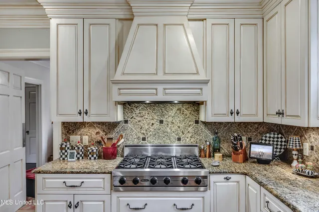 $427,500 | 1504 Pinehurst Place, Jackson, MS 39202