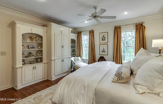 $427,500 | 1504 Pinehurst Place, Jackson, MS 39202