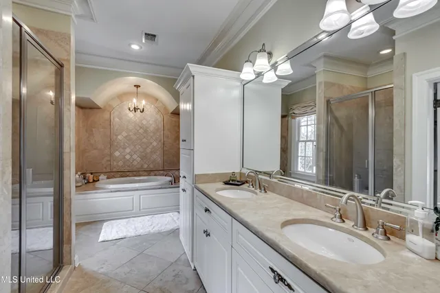 $427,500 | 1504 Pinehurst Place, Jackson, MS 39202