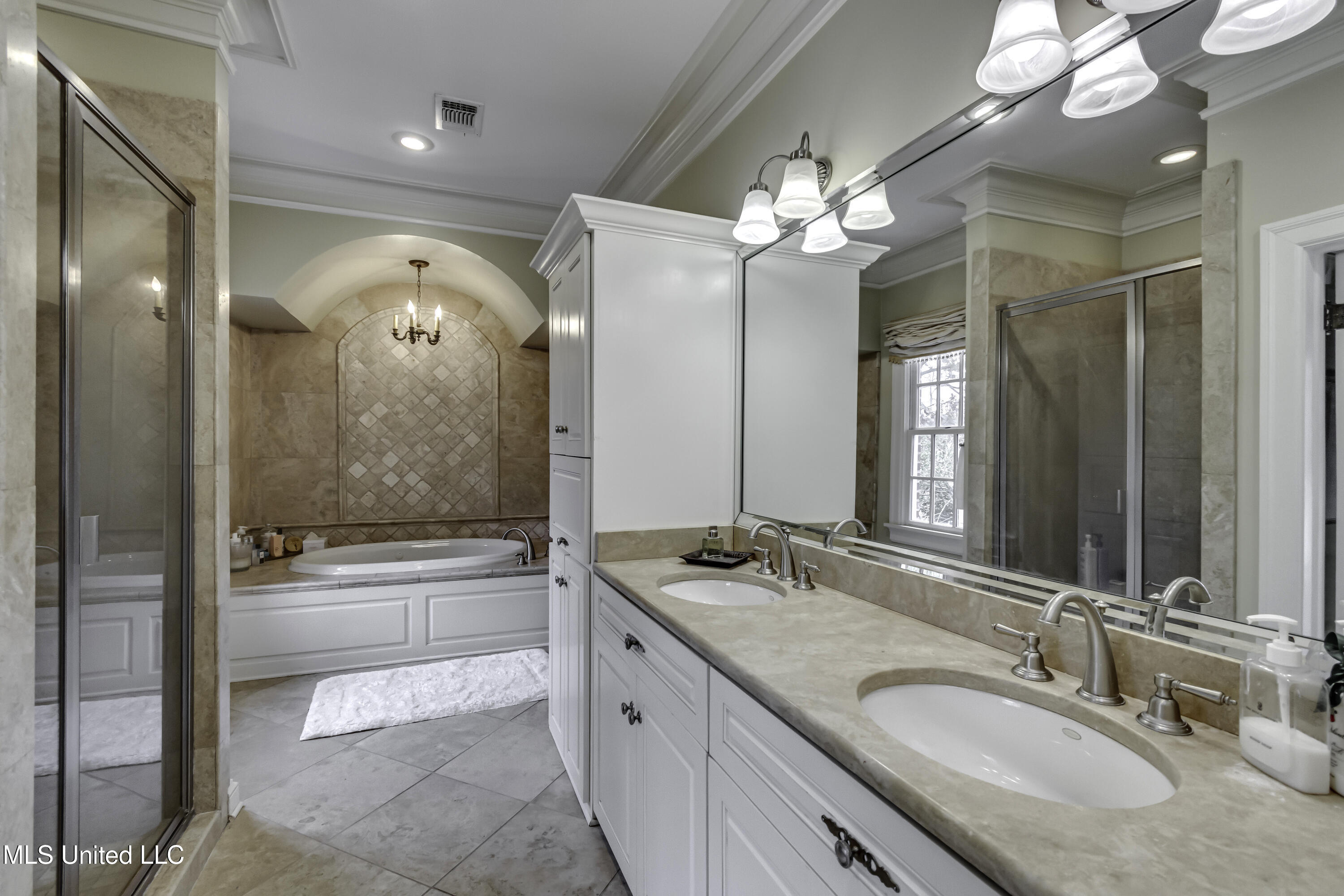 1504 Pinehurst Place Jackson, MS 39202 - Photo 54 of 59 1504 Pinehurst--67