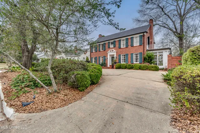 $427,500 | 1504 Pinehurst Place, Jackson, MS 39202