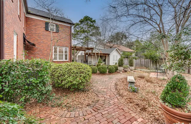 $427,500 | 1504 Pinehurst Place, Jackson, MS 39202