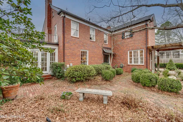 $427,500 | 1504 Pinehurst Place, Jackson, MS 39202