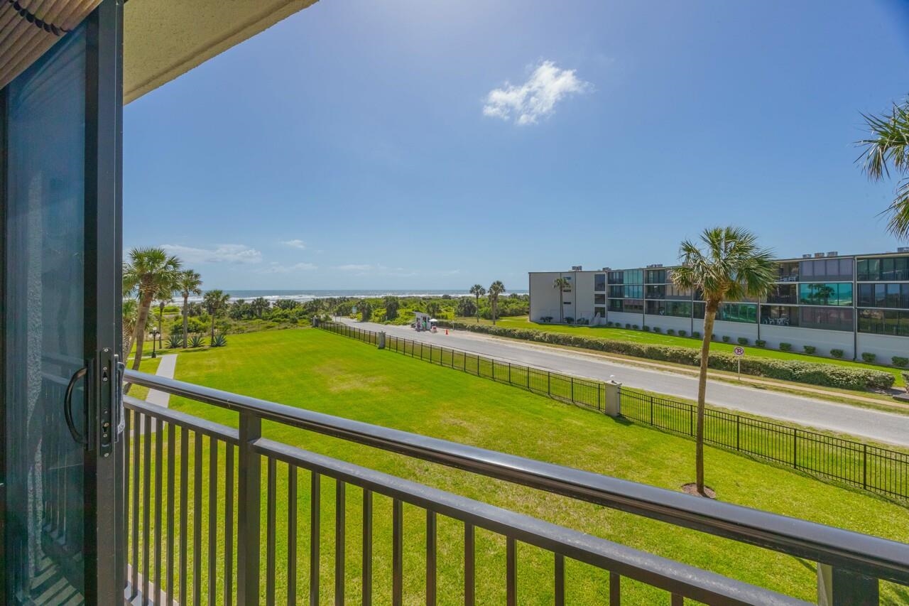 2 Dondanville Road, Unit 304 St. Augustine, FL 32080 - Photo 7 of 43 a view of lake from a balcony