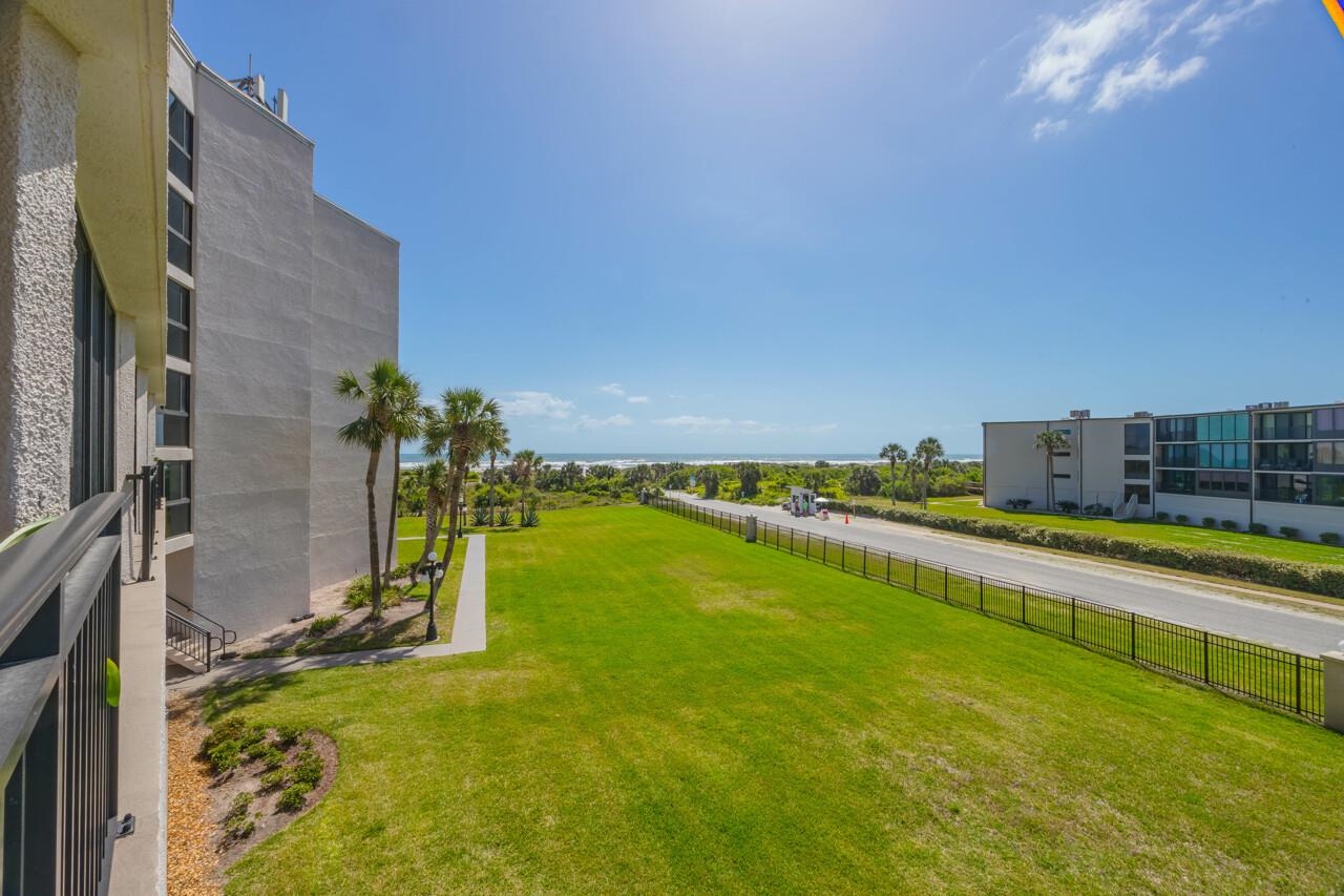 2 Dondanville Road, Unit 304 St. Augustine, FL 32080 - Photo 8 of 43 a view of a house with a swimming pool