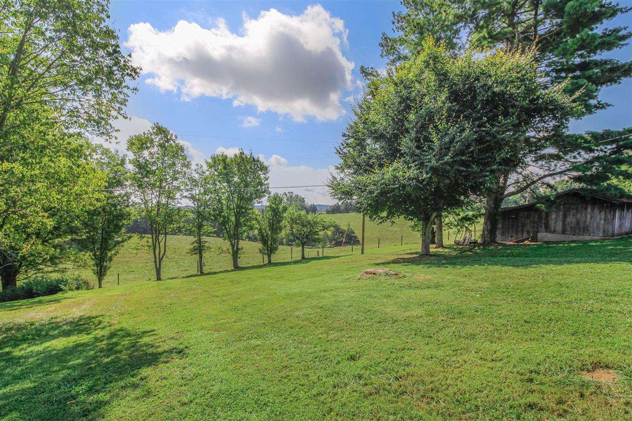 813 Tick Ridge Road Glasgow, KY 42141 - Photo 9 of 20 Gallery Image 9