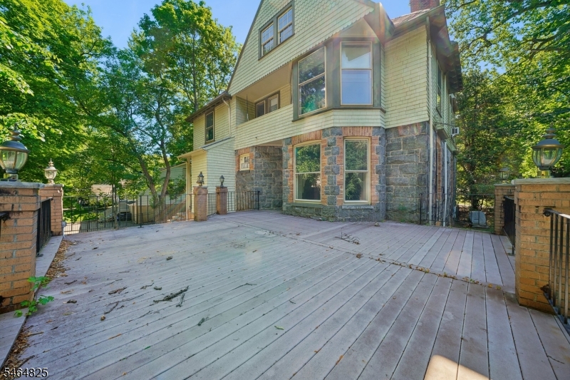 279 Scotland Road South Orange, NJ 07079 - Photo 31 of 32 Gallery Image 31
