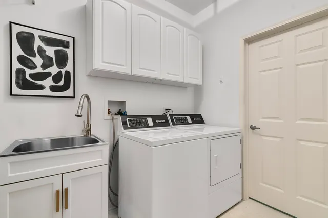 $620,000 | 950 Augusta Way, Unit 204, Highland Park, IL 60035