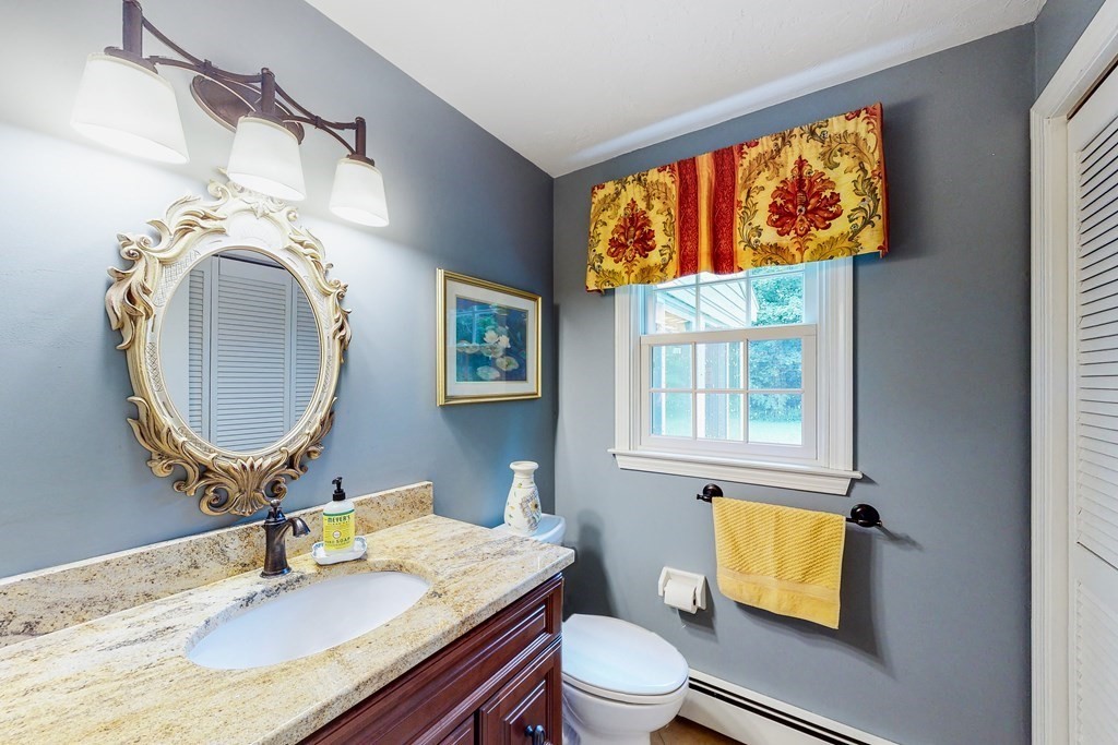 23 Oriole Road Medfield, MA 02052 - Photo 19 of 36 Gallery Image 19