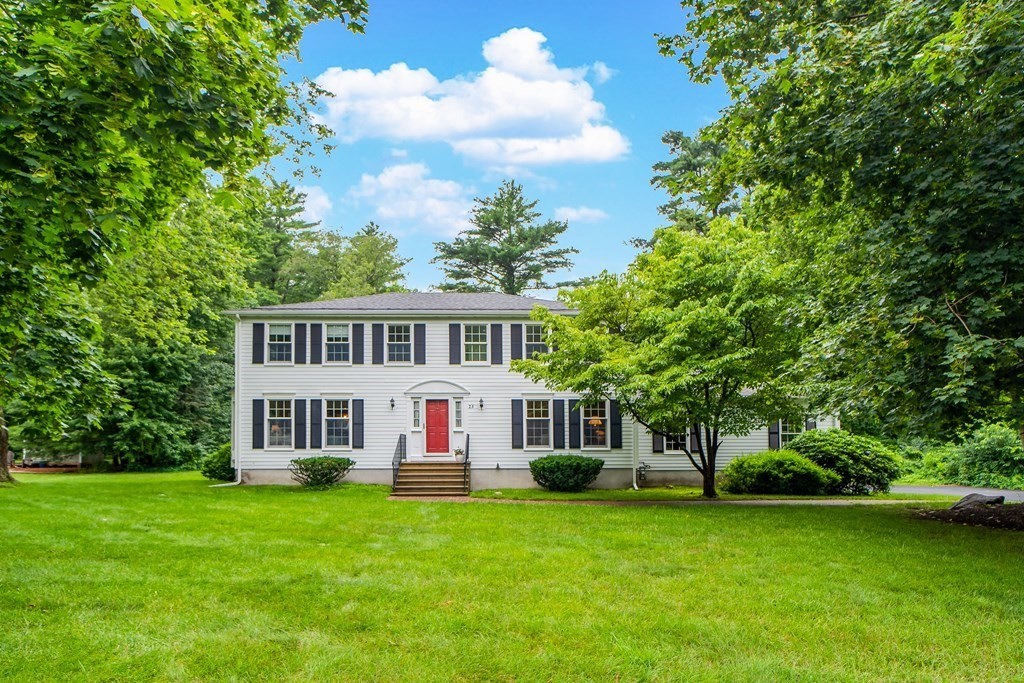 23 Oriole Road Medfield, MA 02052 - Photo 2 of 36 Gallery Image 2