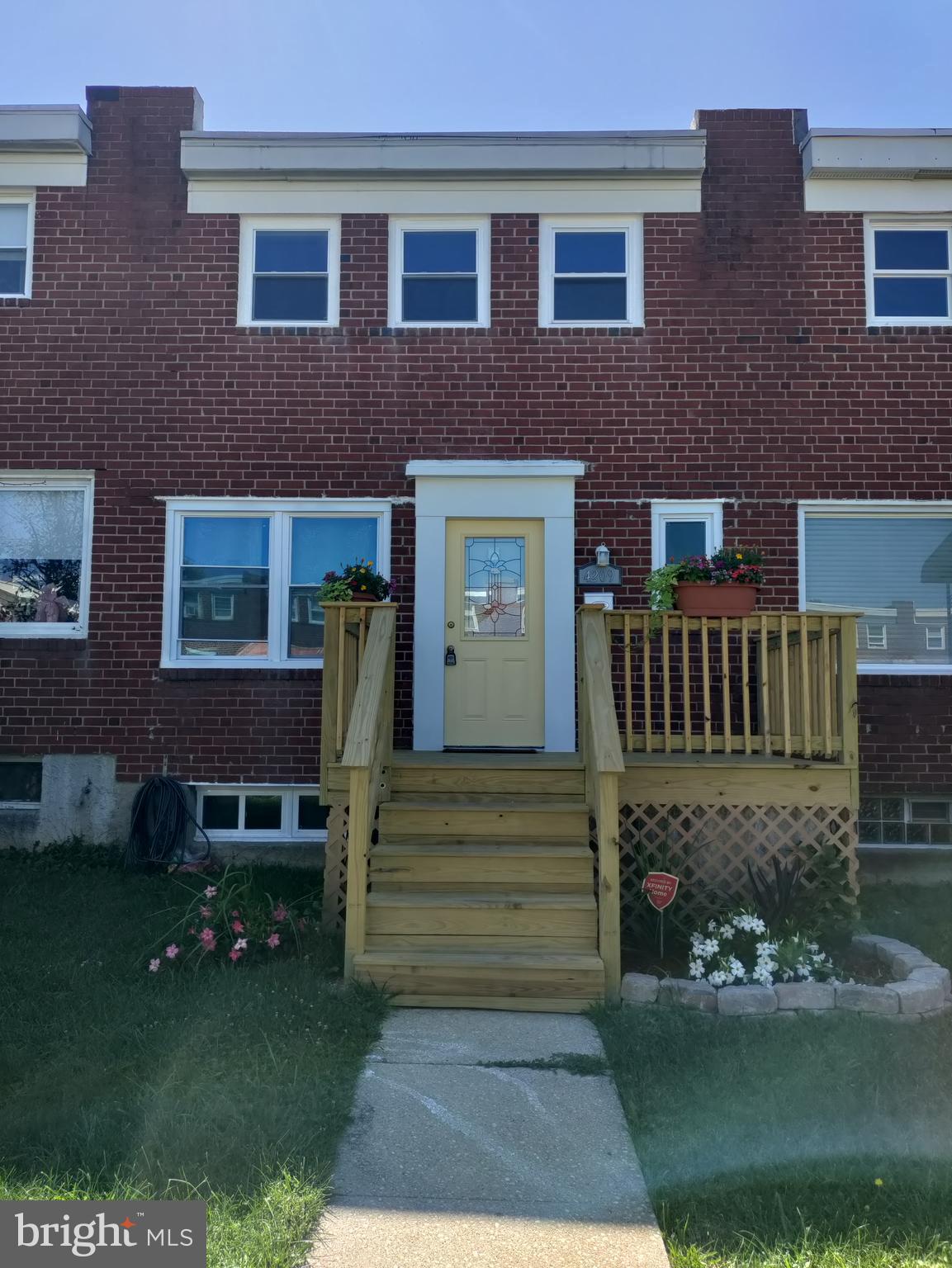 4209 Labyrinth Road Baltimore, MD 21215 - Photo 1 of 24 Welcome to 4209 Labyrinth Road!