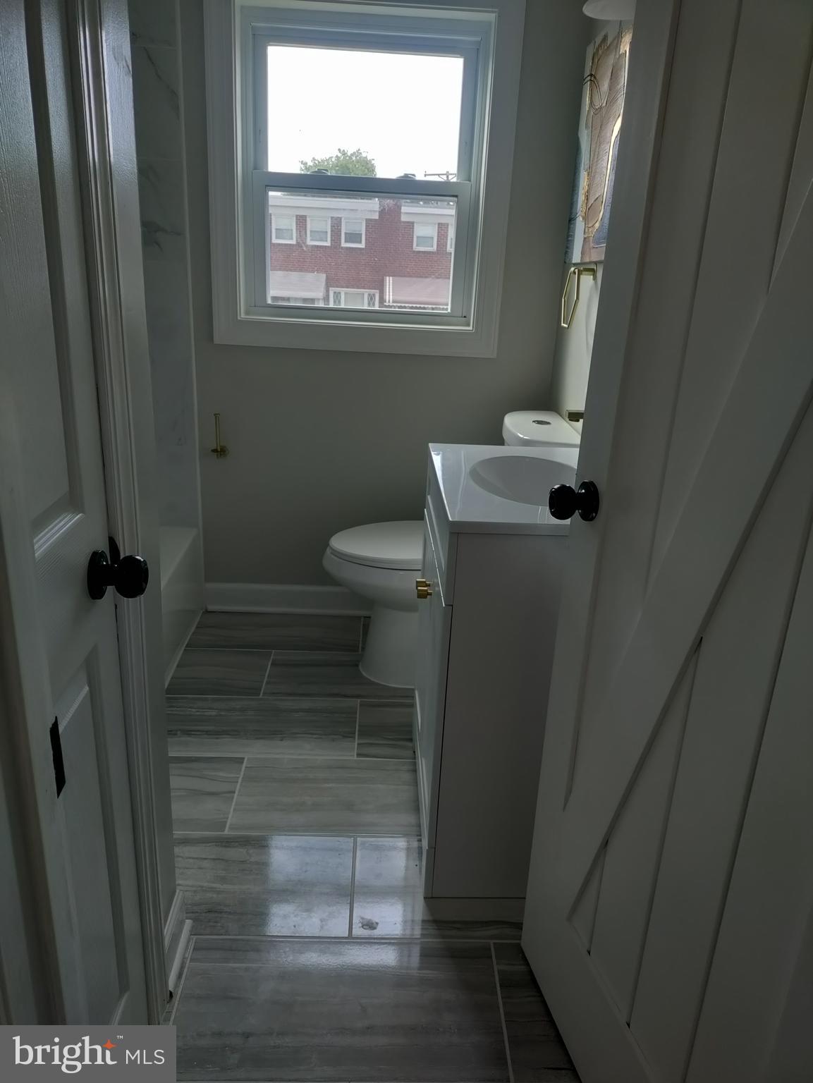 4209 Labyrinth Road Baltimore, MD 21215 - Photo 15 of 24 Bathroom