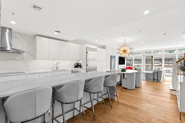 $2,550,000 | 50 Battery Street, Unit PH3, Boston, MA 02109