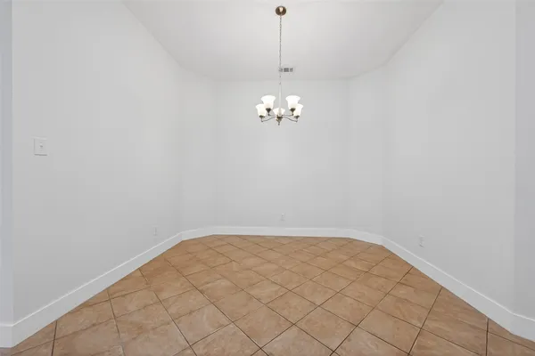 $2,150 | 18822 Yaupon Trail, Humble, TX 77346