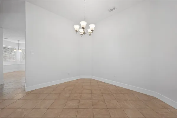 $2,150 | 18822 Yaupon Trail, Humble, TX 77346