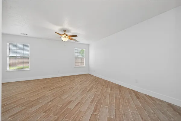 $2,150 | 18822 Yaupon Trail, Humble, TX 77346