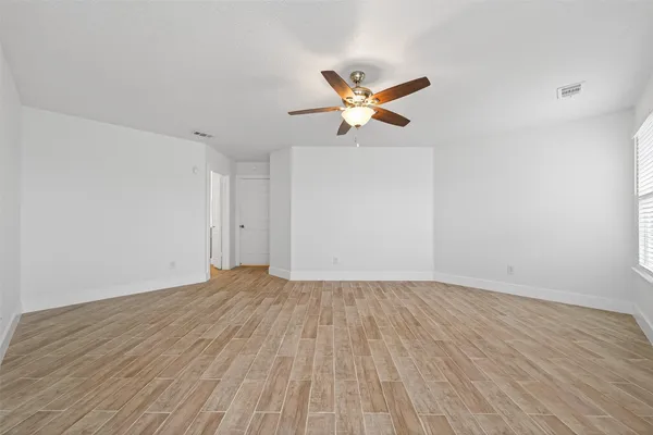 $2,150 | 18822 Yaupon Trail, Humble, TX 77346
