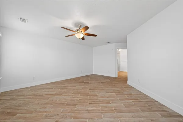 $2,150 | 18822 Yaupon Trail, Humble, TX 77346