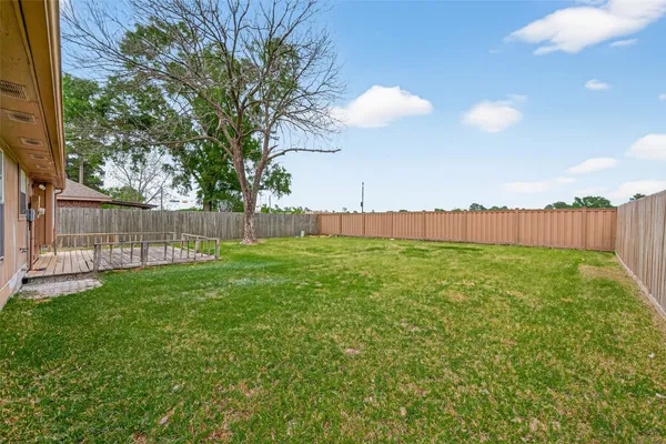 $2,150 | 18822 Yaupon Trail, Humble, TX 77346