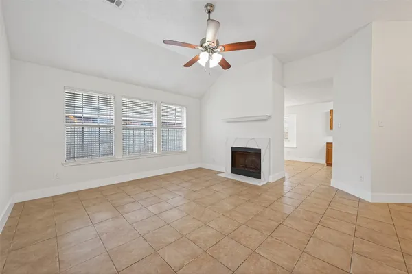 $2,150 | 18822 Yaupon Trail, Humble, TX 77346