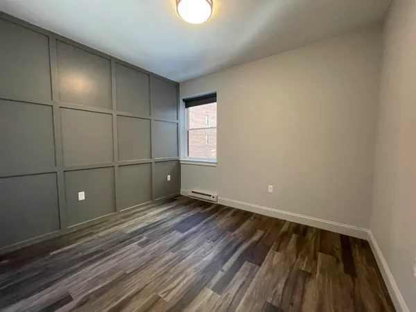 $2,250 | 25 Lowell Street, Unit 312, Manchester, NH 03101