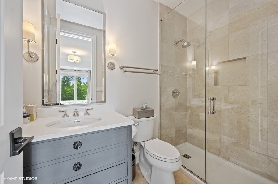 2073 Winnetka Road Northfield, IL 60093 - Photo 19 of 35