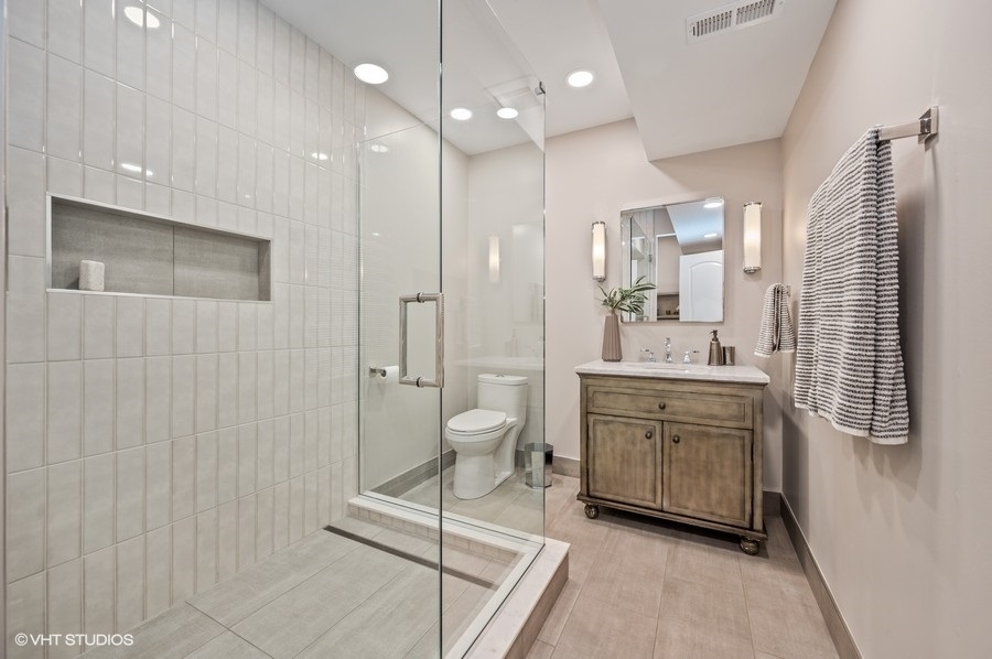 2073 Winnetka Road Northfield, IL 60093 - Photo 26 of 35