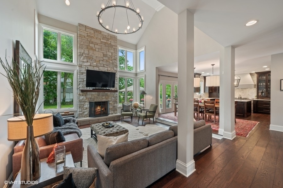 2073 Winnetka Road Northfield, IL 60093 - Photo 5 of 35