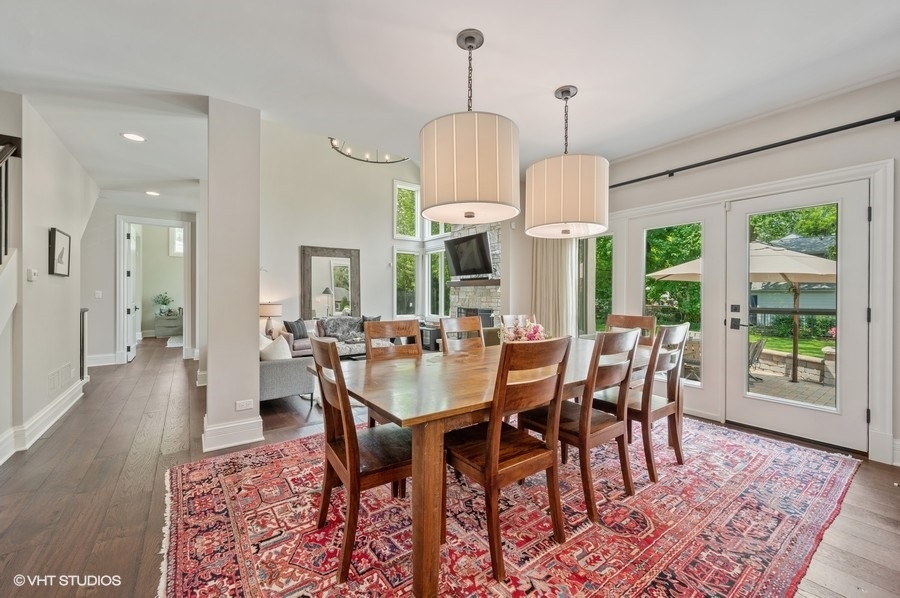 2073 Winnetka Road Northfield, IL 60093 - Photo 6 of 35