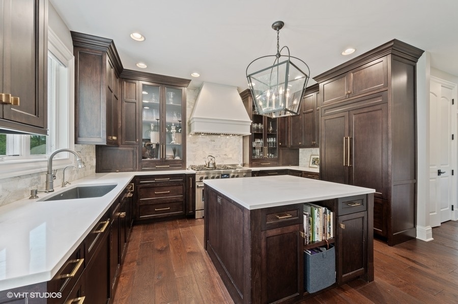 2073 Winnetka Road Northfield, IL 60093 - Photo 7 of 35