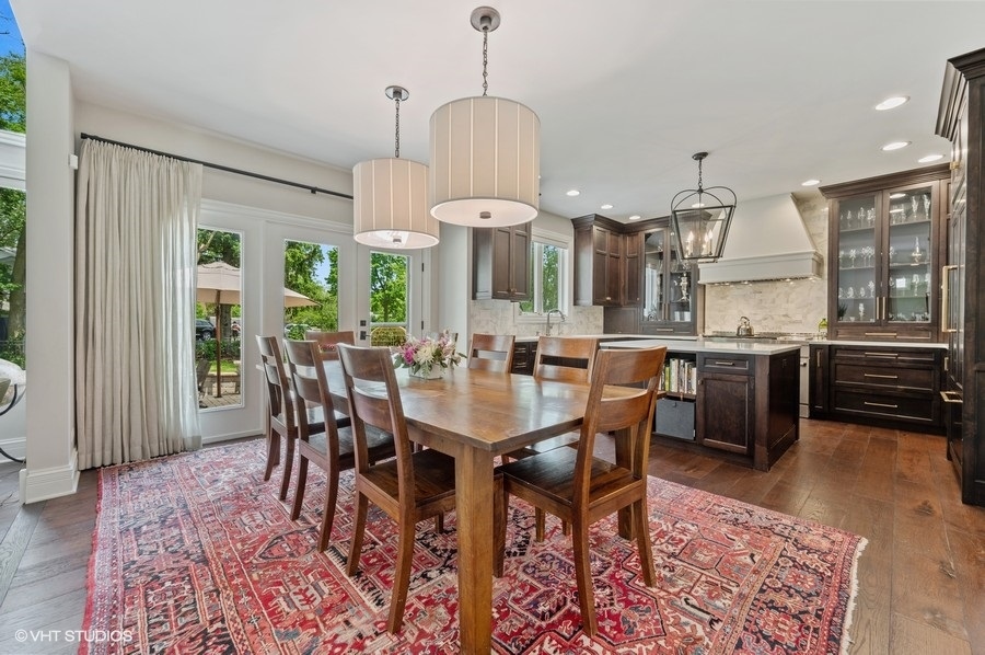 2073 Winnetka Road Northfield, IL 60093 - Photo 9 of 35