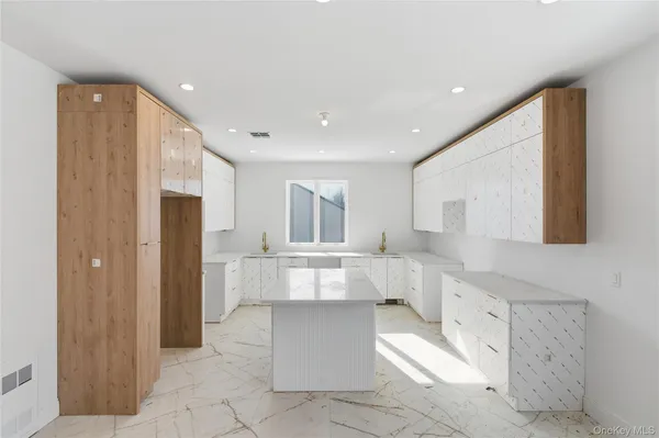 $799,000 | 4 Stillman Wye, Monroe, NY 10950