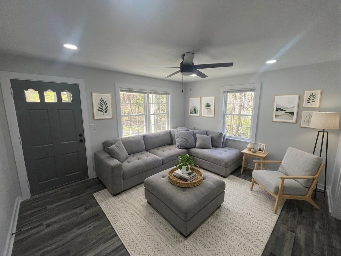 403 Thompson Street Gaffney, SC 29340 - Photo 8 of 32