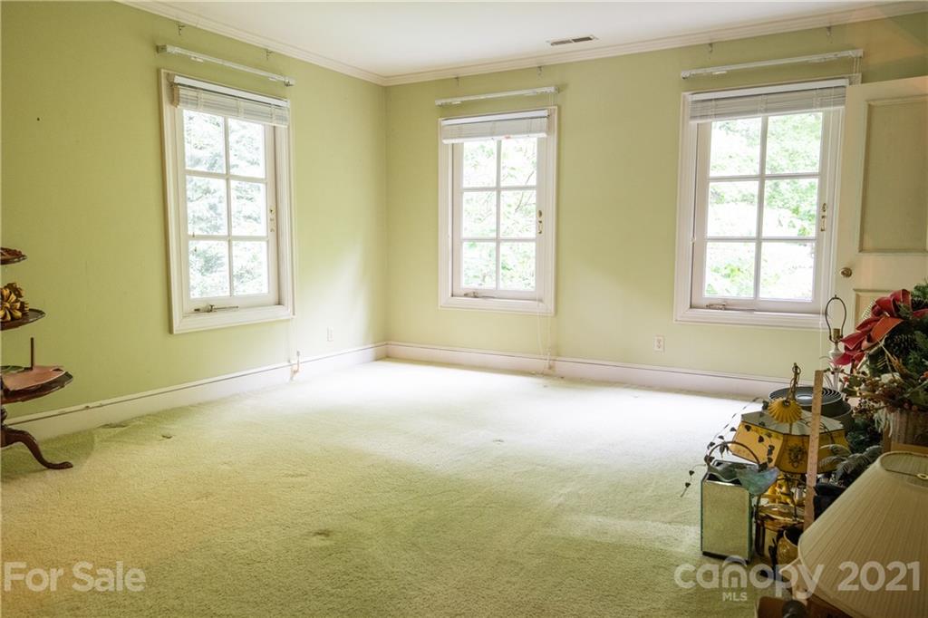 4903 Hardison Road Charlotte, NC 28226 - Photo 11 of 48 Gallery Image 11