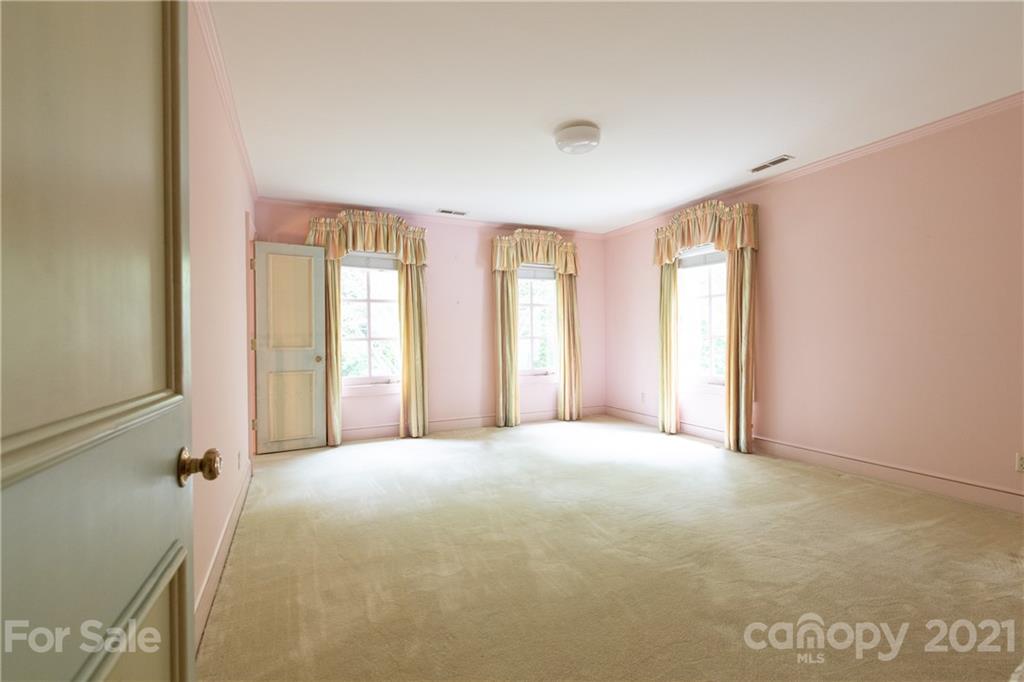 4903 Hardison Road Charlotte, NC 28226 - Photo 19 of 48 Gallery Image 19