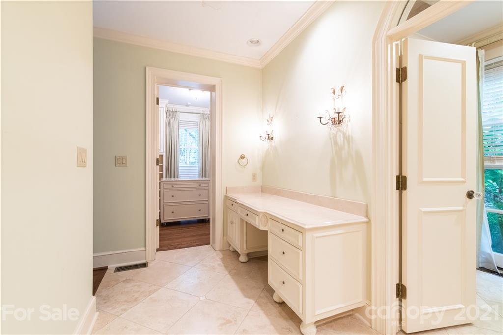 4903 Hardison Road Charlotte, NC 28226 - Photo 40 of 48 Gallery Image 40