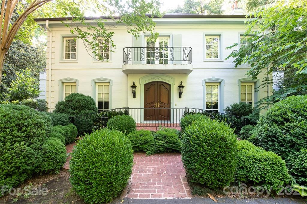 4903 Hardison Road Charlotte, NC 28226 - Photo 5 of 48 Gallery Image 5